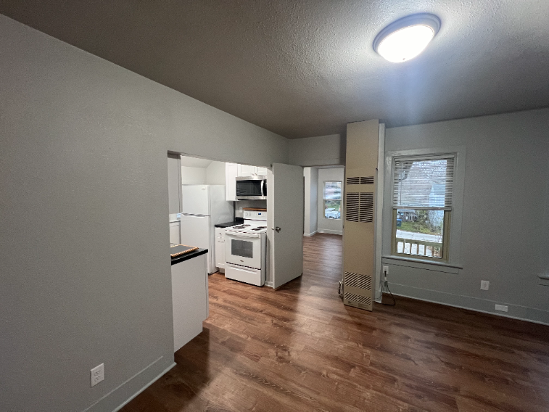 1308 Maryland Ave #1308A - Photo 3 of 7