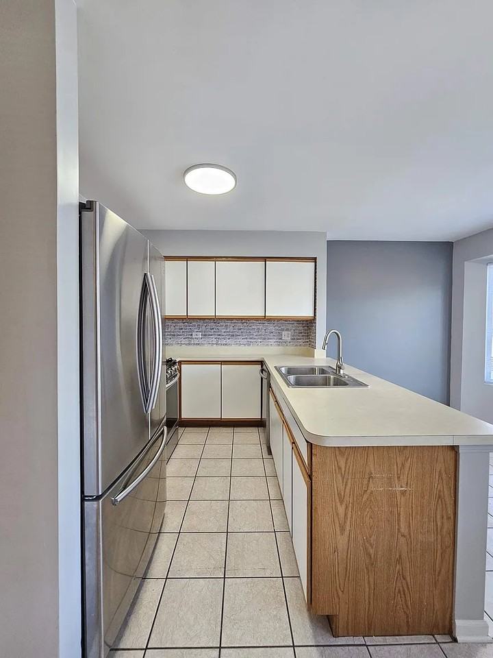 2320 Dawson Ln #212 - Photo 5 of 24