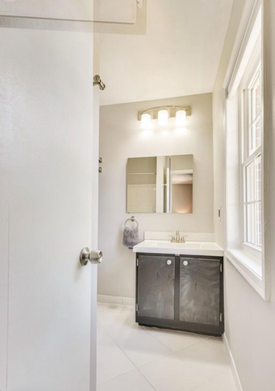 5338 Anchor Ct - Photo 3 of 20