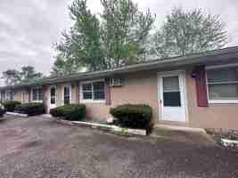 featured image of 408 W Main St Apt 4 #W