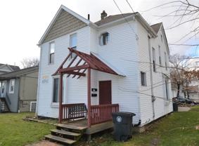 450 Allyn St #1 - Photo 1 of 1