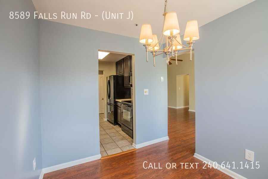 8589 Falls Run Rd - Photo 5 of 25