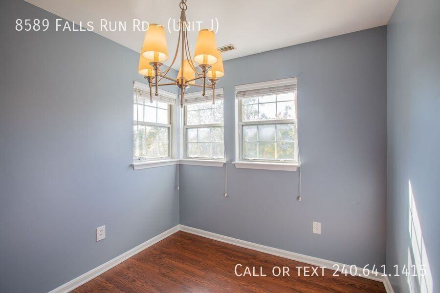 8589 Falls Run Rd - Photo 6 of 25