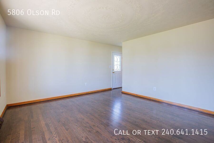 5806 Olson Rd - Photo 4 of 34