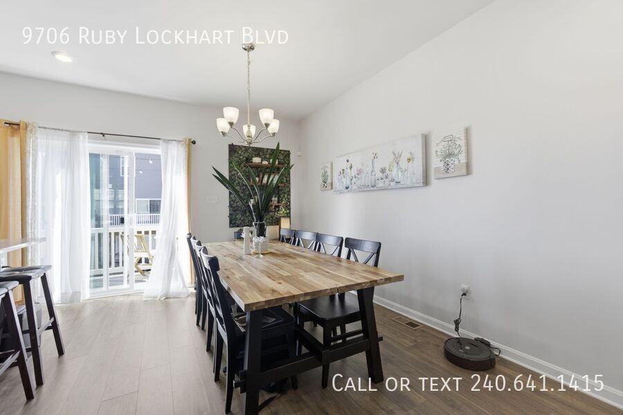 9706 Ruby Lockhart Blvd - Photo 5 of 30