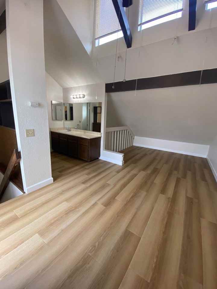 7508 Parkway Dr #202 - Photo 4 of 9
