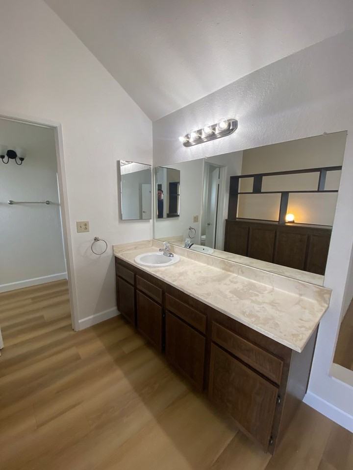 7508 Parkway Dr #202 - Photo 6 of 9