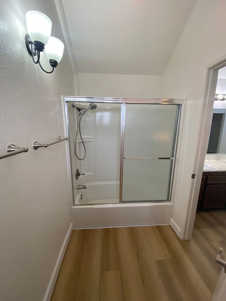 7508 Parkway Dr #202 - Photo 7 of 9