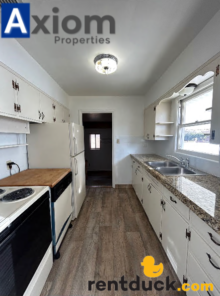 420 Packard Ave - Photo 3 of 25