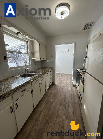 420 Packard Ave - Photo 4 of 25