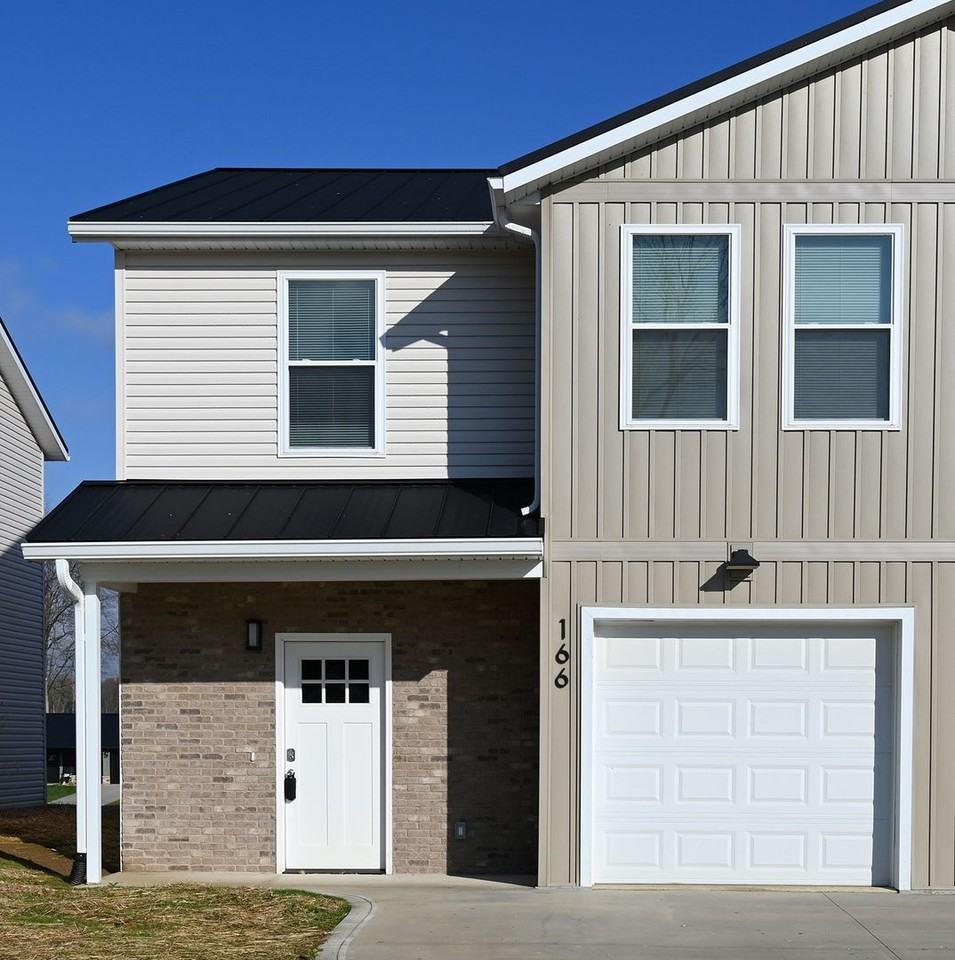 166 Brushwood Dr - Photo 2 of 20