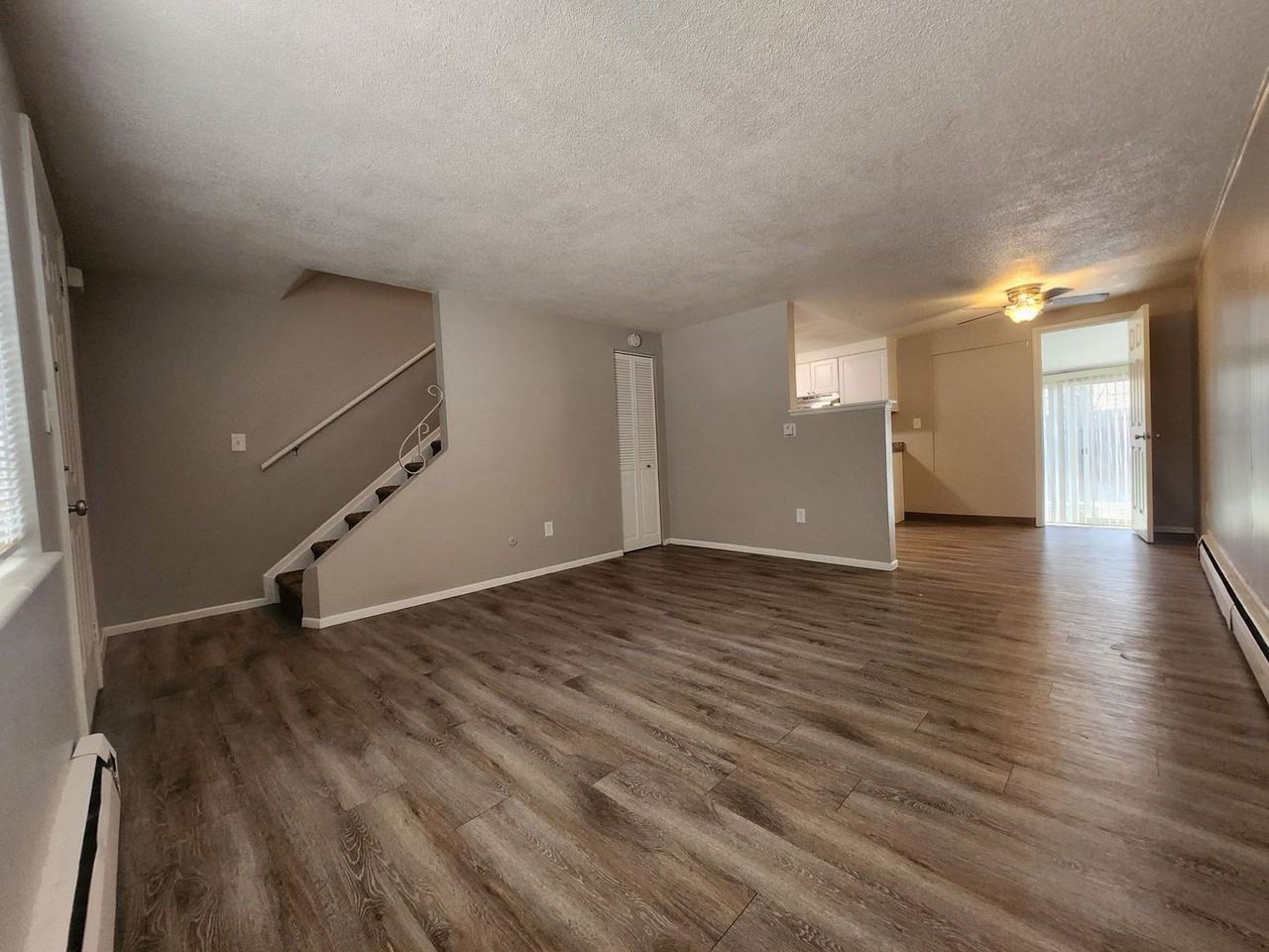 1624 S Cascade Ave #C - Photo 6 of 15