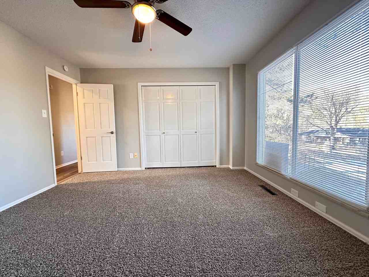 2015 Pine Grove Ave - Photo 5 of 5