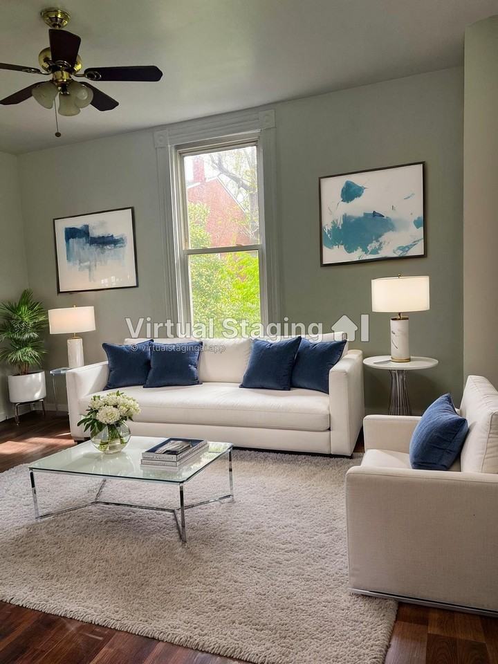 2219 Flora St - Photo 3 of 7