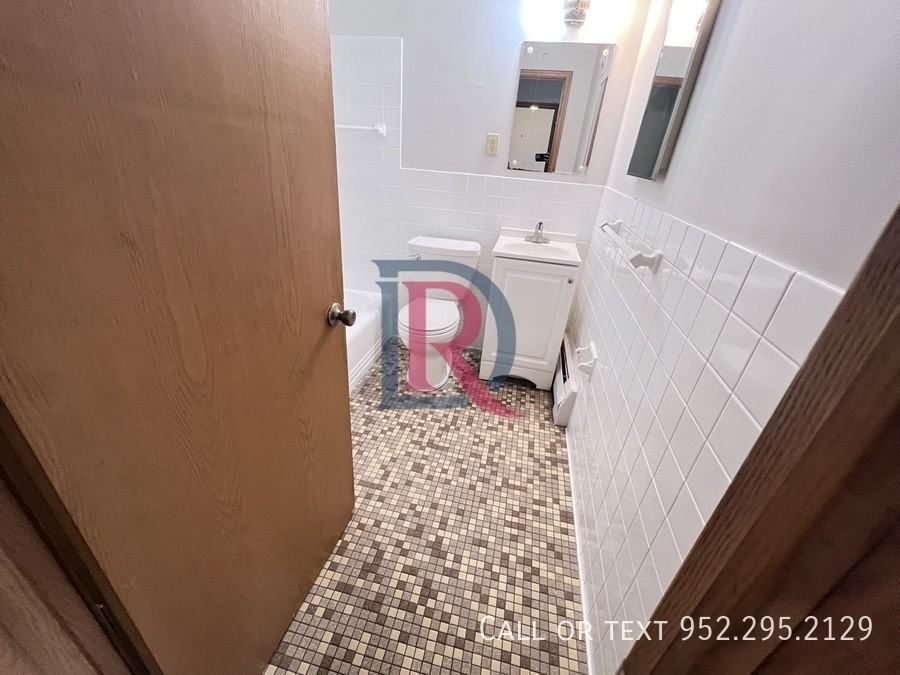 4253 Webber Pkwy #14 - Photo 4 of 11