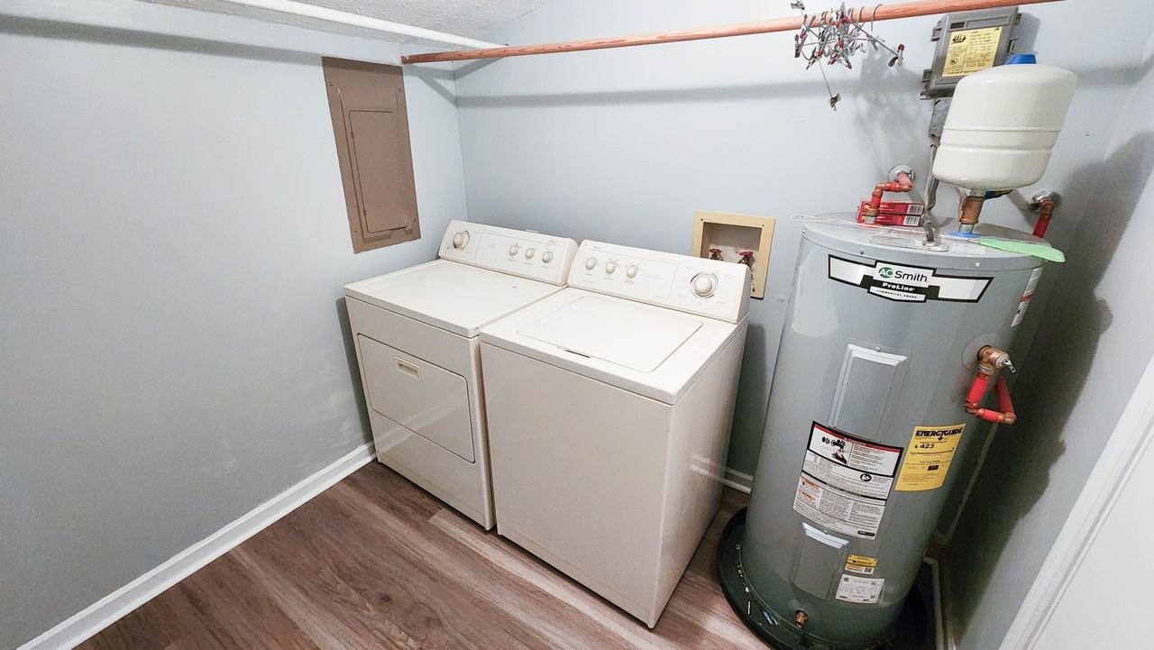 4583 Tarpon Bay Road - Photo 5 of 20