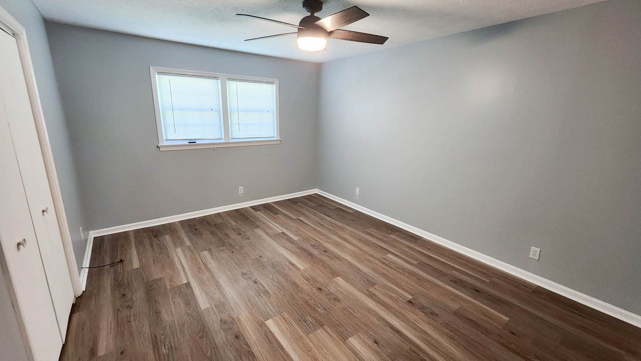 4583 Tarpon Bay Road - Photo 7 of 20