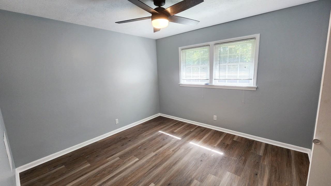 4583 Tarpon Bay Road - Photo 7 of 18