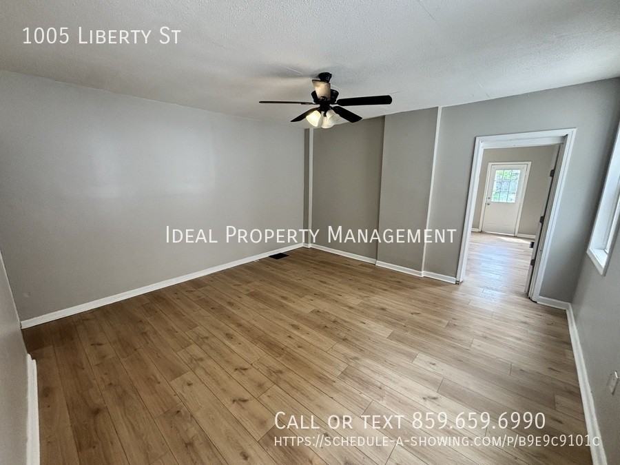 1005 Liberty St - Photo 2 of 13