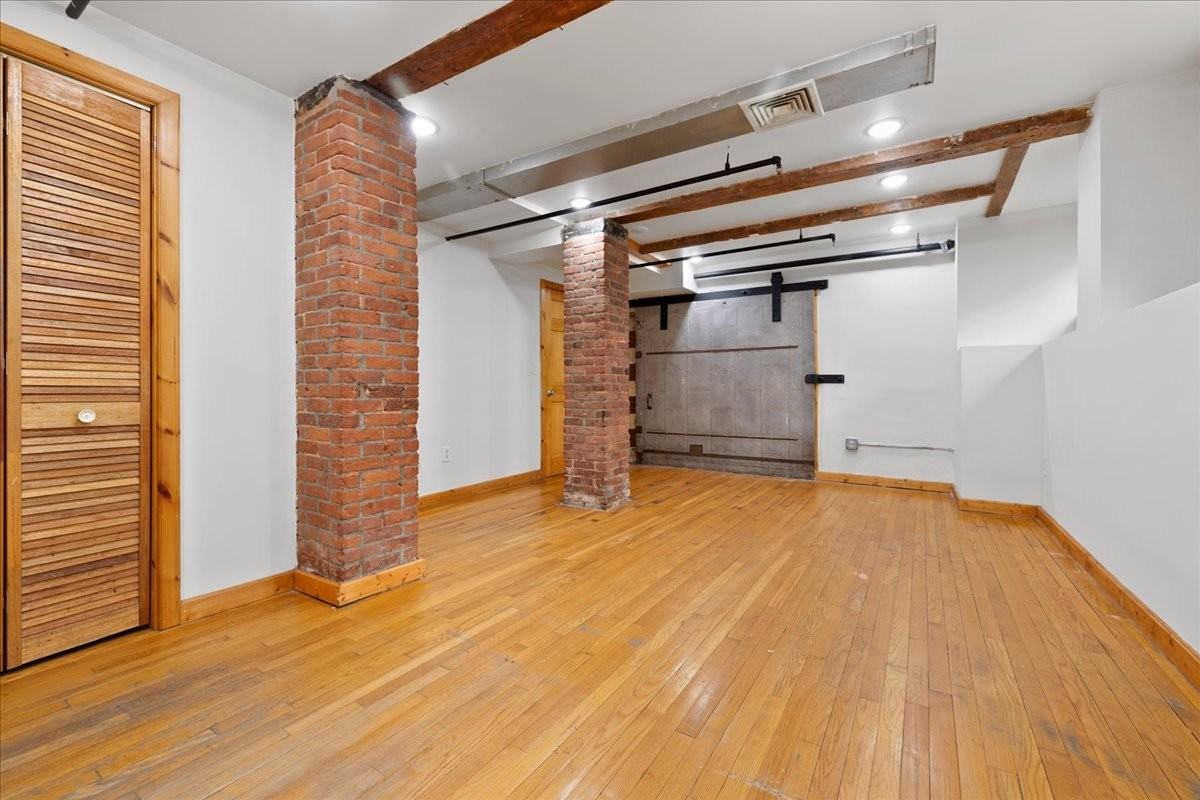 325 Lafayette St #1003 - Photo 6 of 17