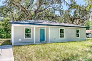 214 Center St - Photo 1 of 1