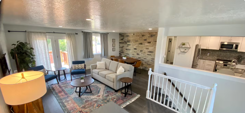 642 N Starcrest Dr ##W - Photo 2 of 46