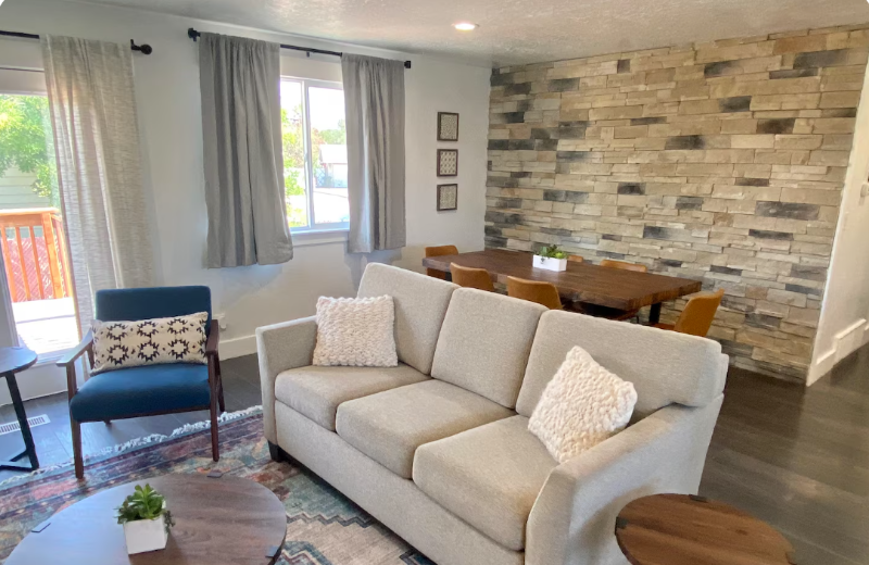 642 N Starcrest Dr ##W - Photo 6 of 46