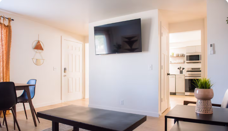 1330 Westnorth - Photo 6 of 29