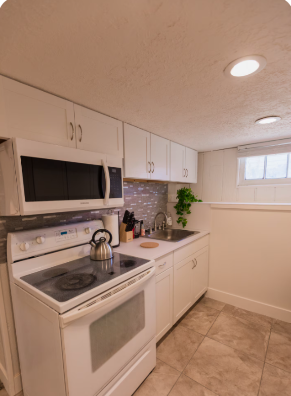 64 W Hartwell Ave #B - Photo 6 of 15