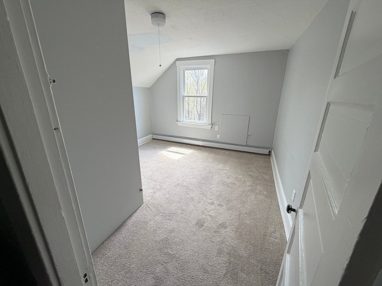 30 Riverdale Ave #6 - Photo 3 of 6