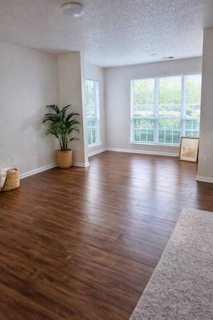 330 Commonwealth Cir - Photo 2 of 11