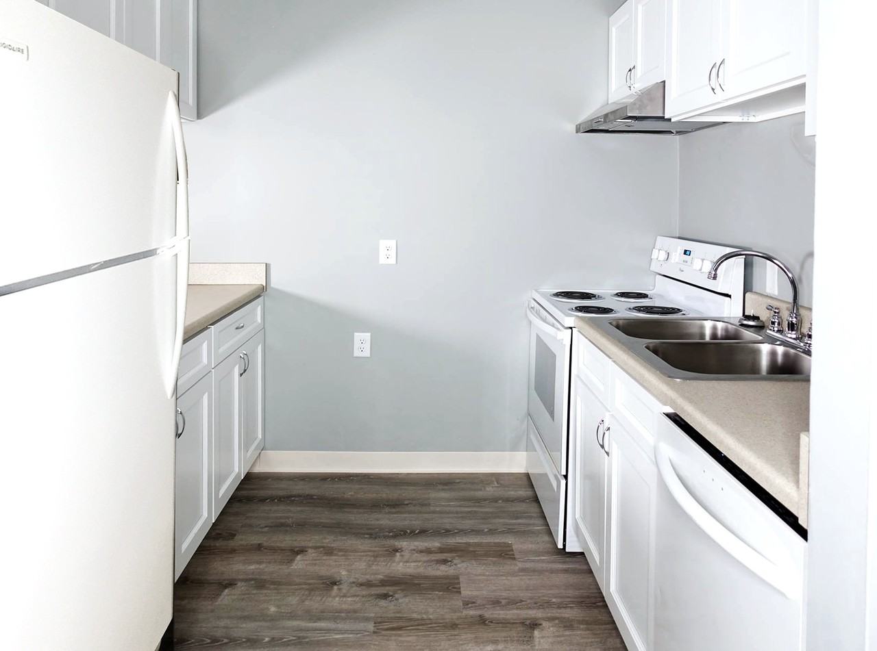 Salem Crown Apartments - Photo 6 of 10