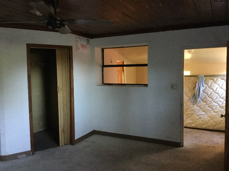509 E Magnolia St - Photo 4 of 16