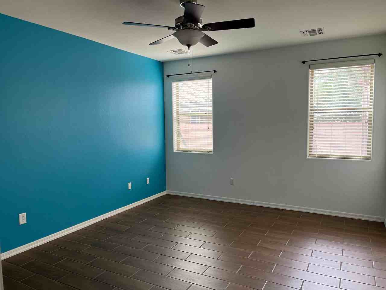 10437 S Painted Mare Dr - Photo 7 of 20