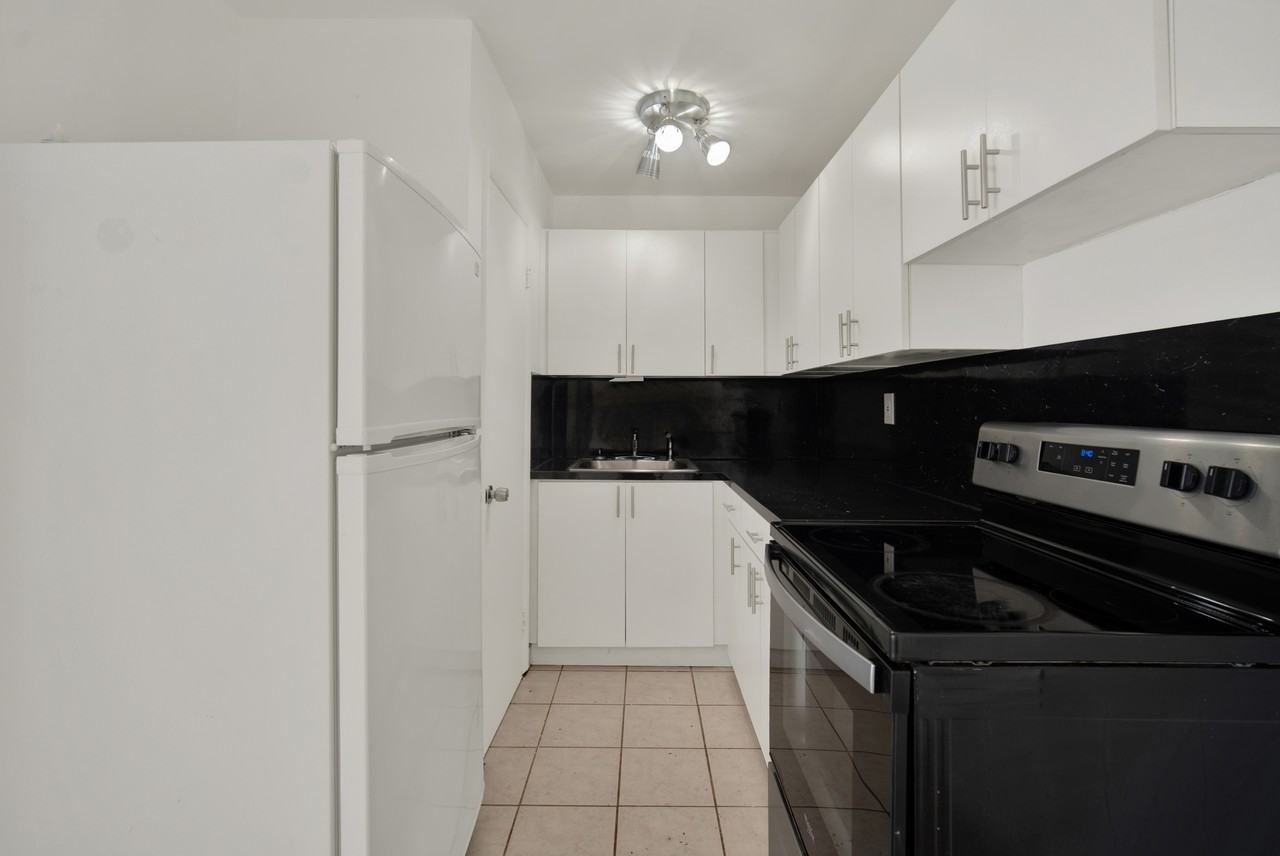 330-340 Madeira Ave. - Photo 4 of 12