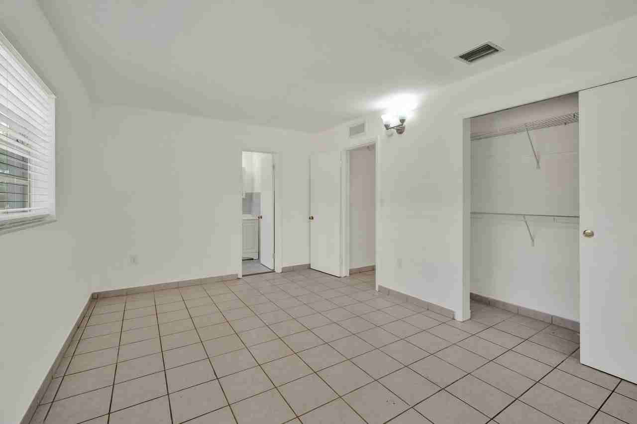 330-340 Madeira Ave. - Photo 6 of 12