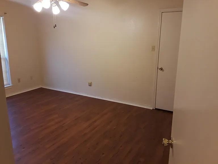 101 Blue Sky Drive - Photo 4 of 8