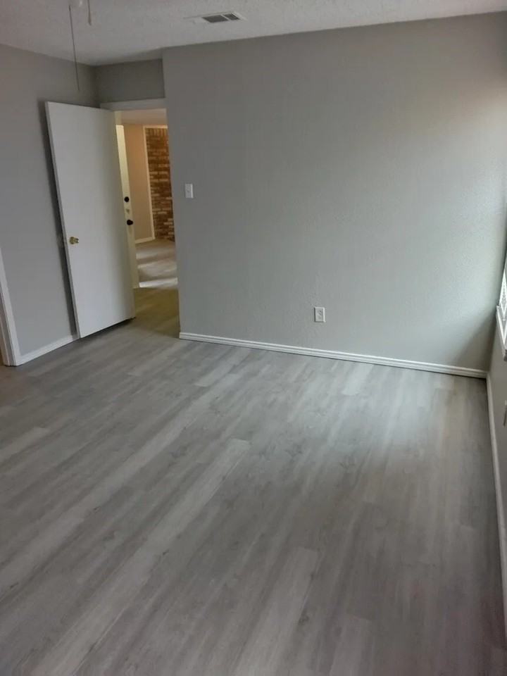 2720 Countryside Lane - Photo 2 of 13