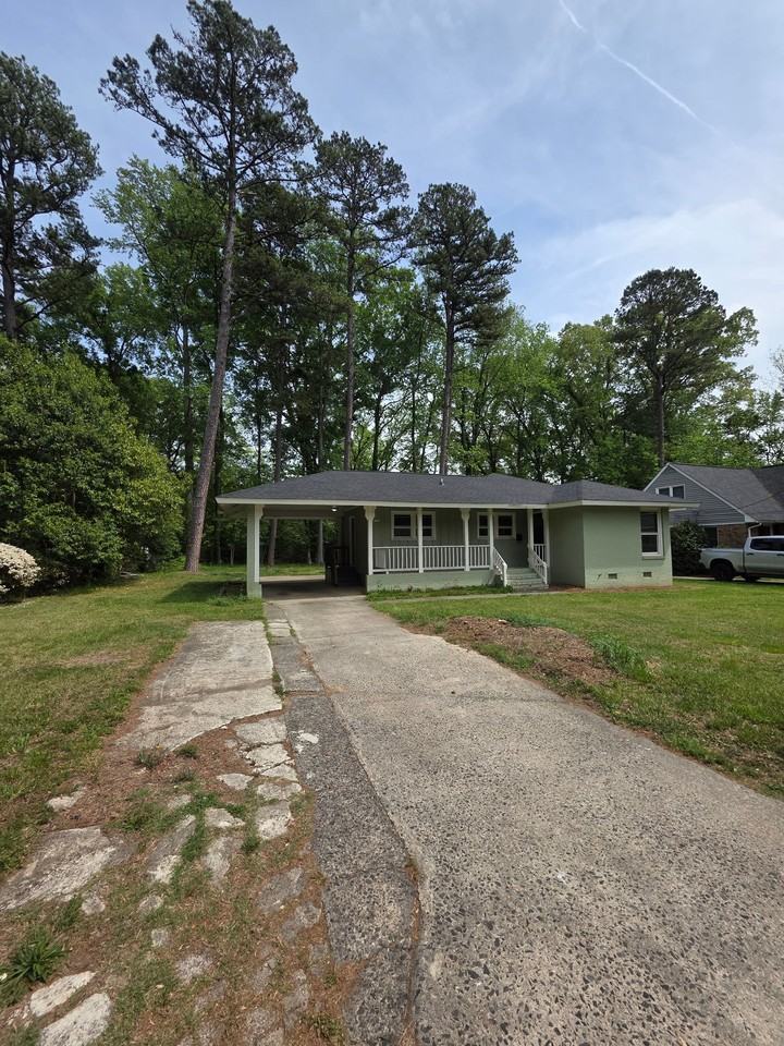 1311 Shannonhouse Dr