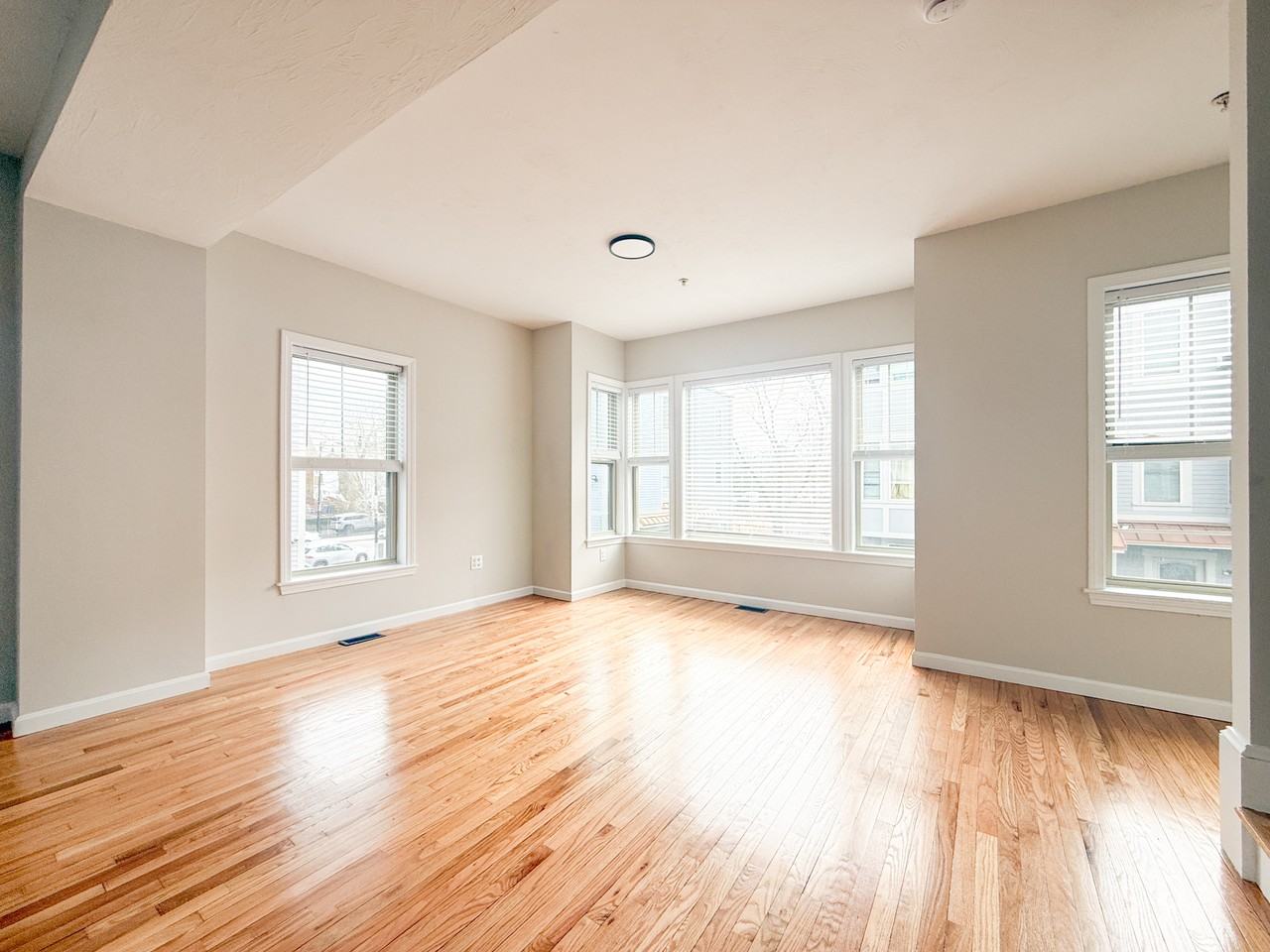 49 Norfolk St #C - Photo 6 of 13