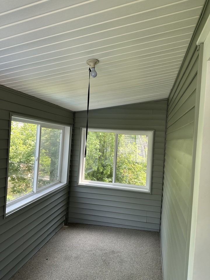 705 Hudson Ave #2ndFL - Photo 2 of 2