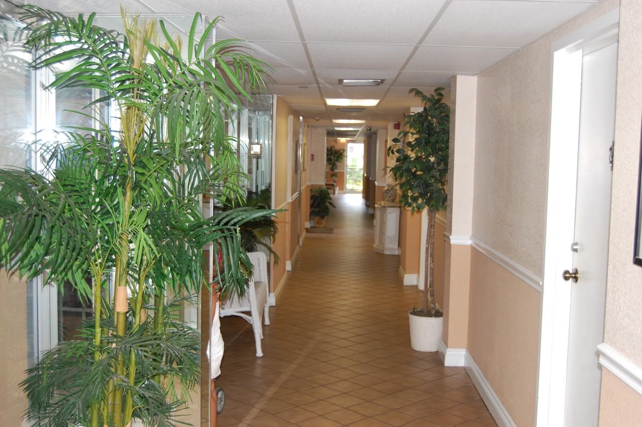 720 Orton Ave #704 - Photo 5 of 7