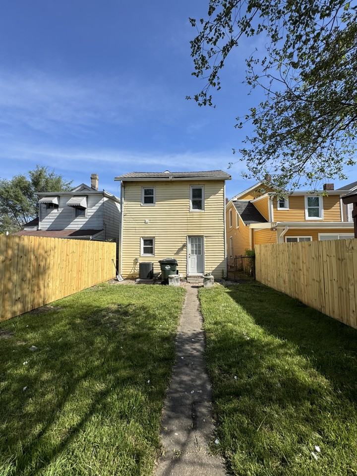 613 Chestnut St #NA - Photo 4 of 17