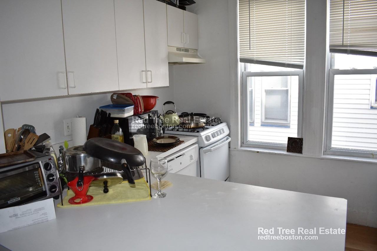 530 Cambridge St #2