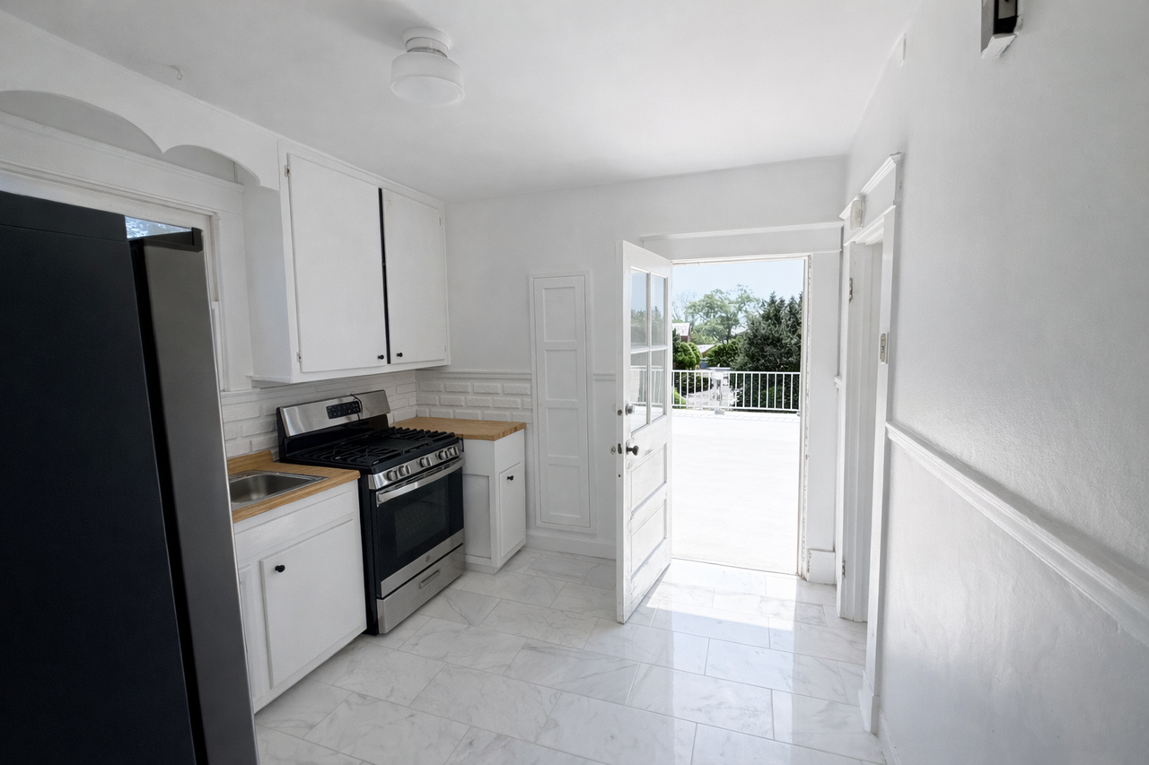 615 Overbrook Rd #2 - Photo 6 of 10