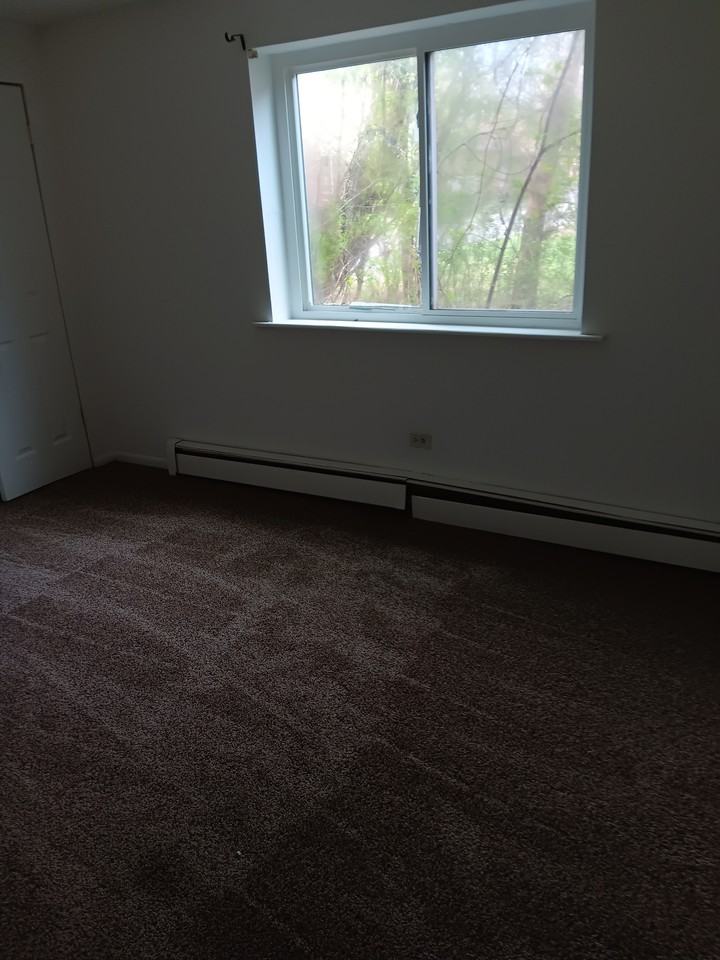 17814 Oak Park Ave #1N - Photo 4 of 4