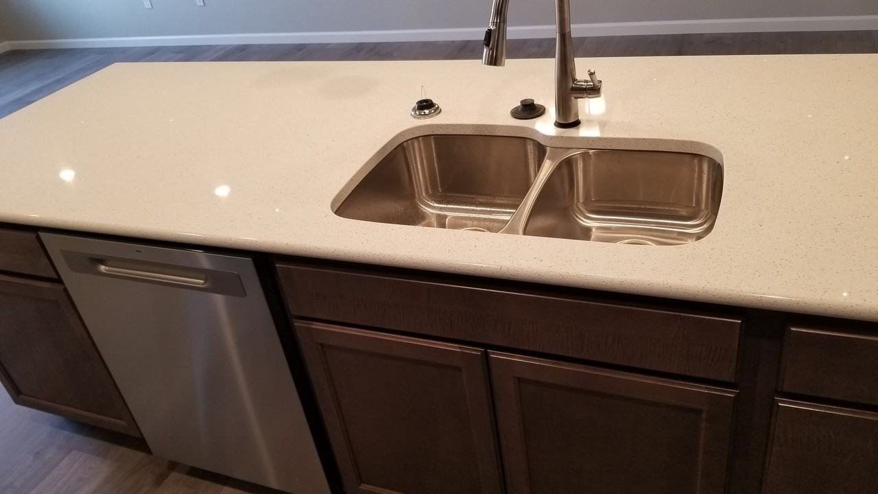 1055 Petra Hts - Photo 5 of 17