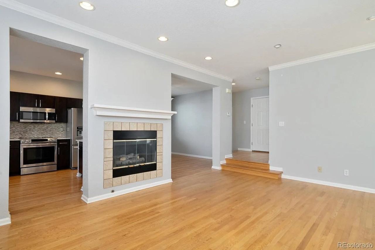 8094 E Harvard Cir - Photo 3 of 20