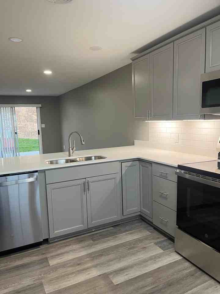 108 Shady Brook Dr - Photo 4 of 20