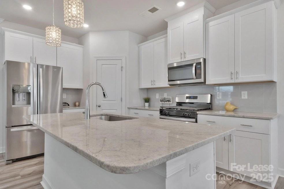 4013 Armstrong Farm Dr - Photo 3 of 10